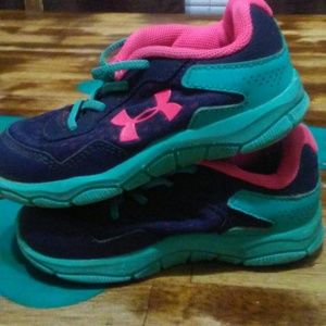 Toddler size 7 underarmour under armour shoes
